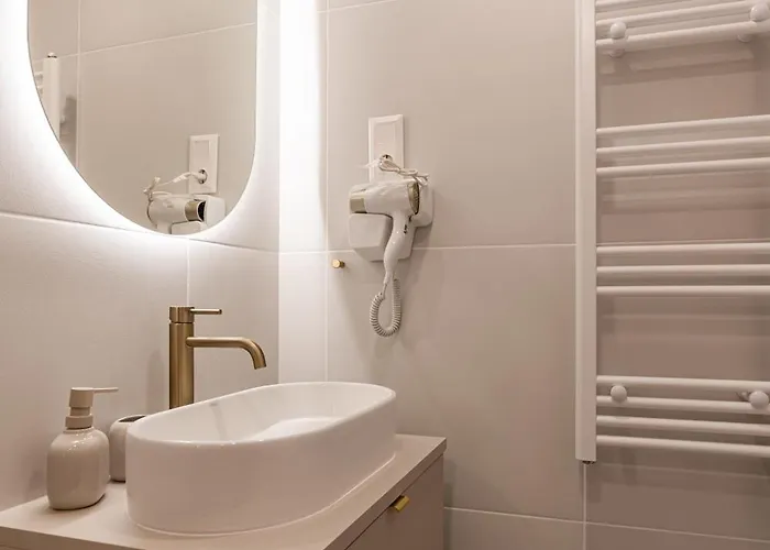 Asboth Boutique Suites, Location By Bqa