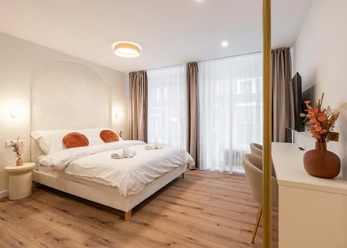 شقة Asboth Boutique Suites, Location By Bqa