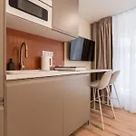 Asboth Boutique Suites, Location By Bqa Appartement