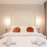 Asboth Boutique Suites, Location By Bqa * Boedapest
