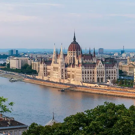 Asboth Boutique Suites, Location By Bqa Budapest