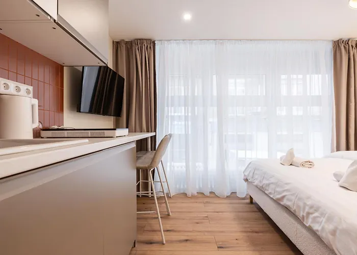 Asboth Boutique Suites, Location By Bqa