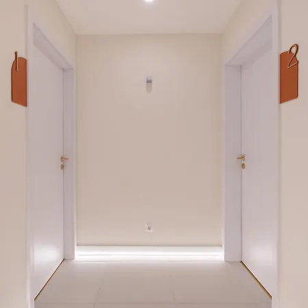 Asboth Boutique Suites, Location By Bqa Διαμέρισμα